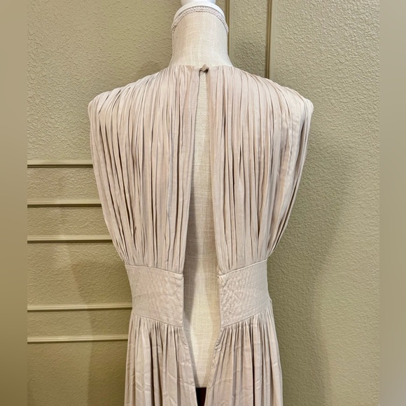Banana Republic Women’s Sleeveless Crystal Pleated Maxi Dress. Size 8 . NEW - Picture 8 of 9